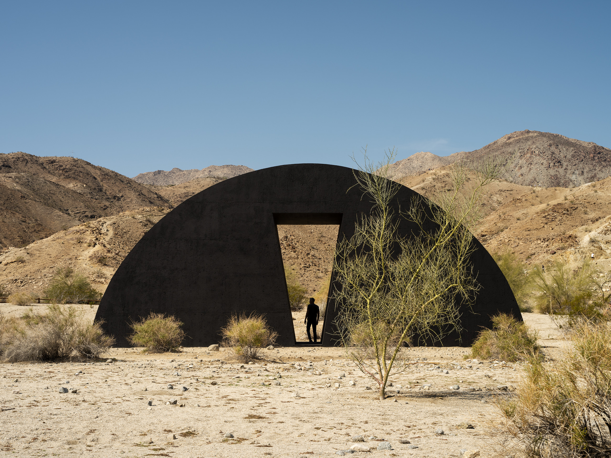 Torkwase Dyson, *Liquid A Place*, Desert X 2023.