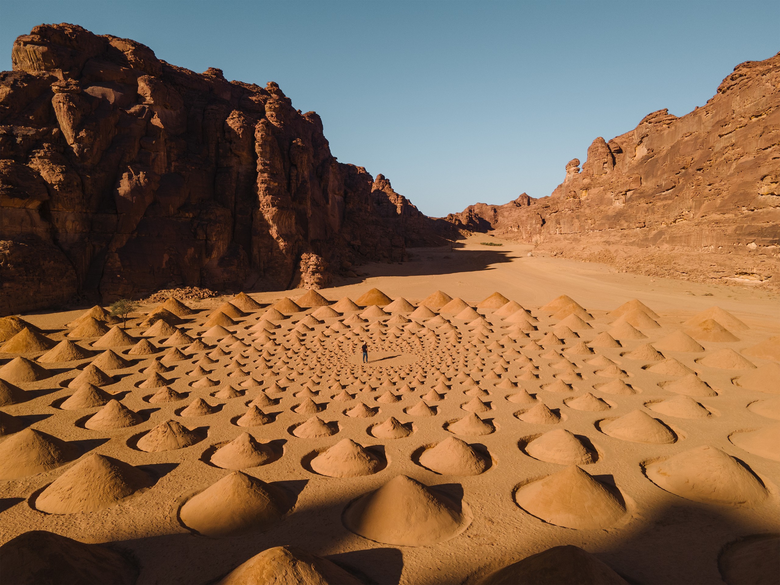 Jim Denevan, *Angle of Repose*, Desert X AlUla 2022.