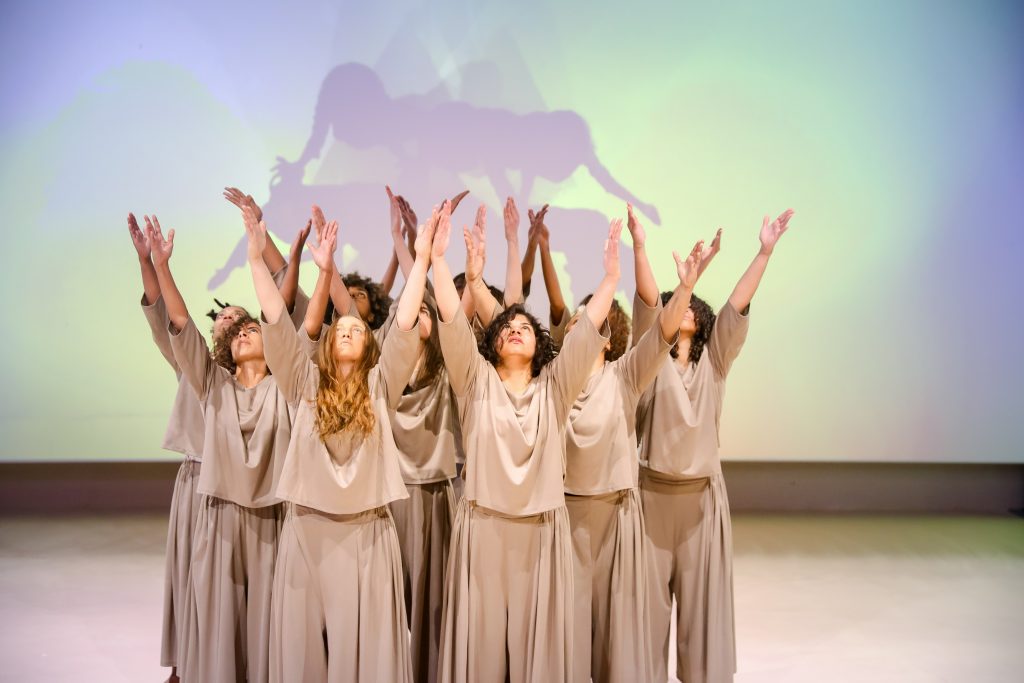 Marwah AlMugait, *This Sea is Mine* performance view. Courtesy Canvas and Diriyah Biennale Foundation.
